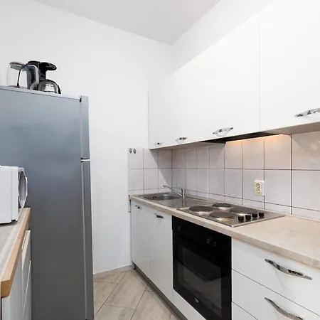 Snjezana By El-pi Tours Apartment *