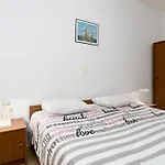 Snjezana By El-pi Tours Apartment *