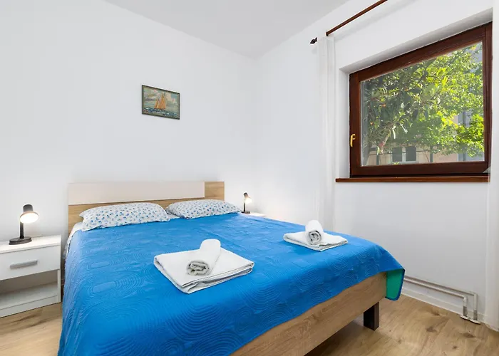 Snjezana By El-pi Tours Apartment *